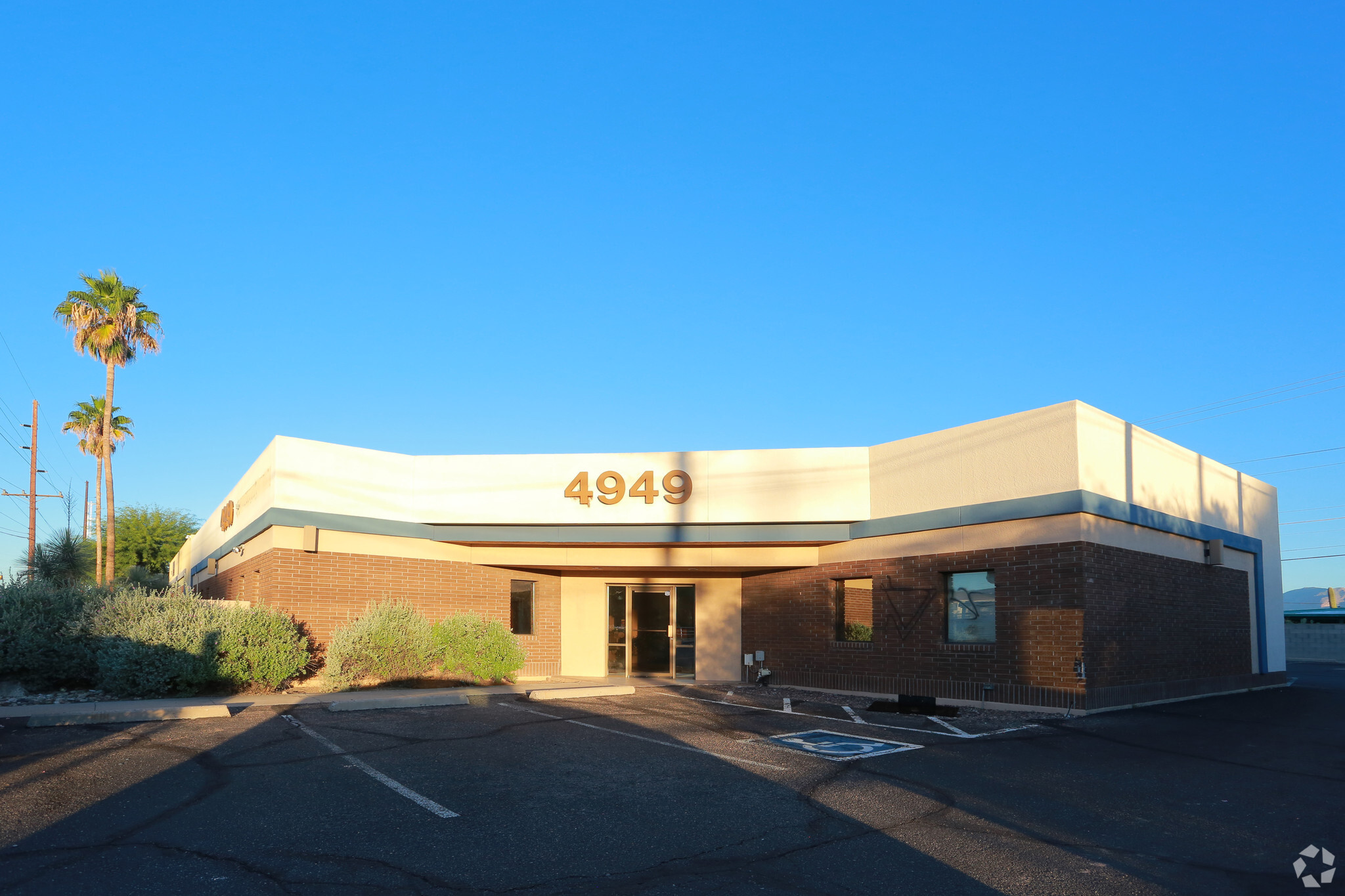 4949 E 5th St, Tucson, AZ à vendre Photo principale- Image 1 de 1