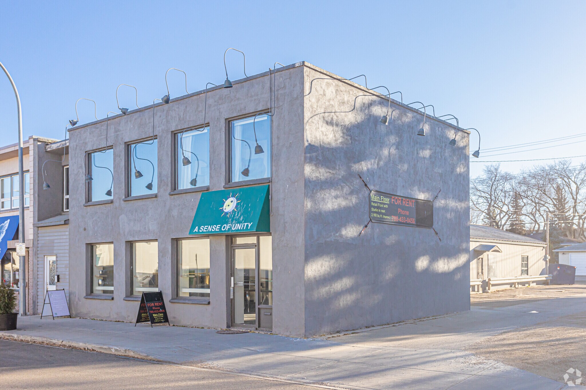 10429 79th Ave NW, Edmonton, AB for sale Primary Photo- Image 1 of 1