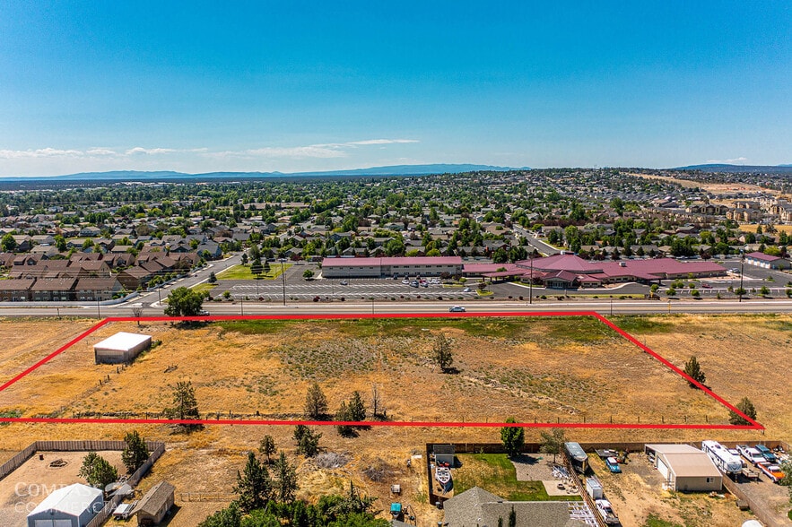 3131 SW Highland Ave, Redmond, OR à vendre - Photo du bâtiment - Image 2 de 8