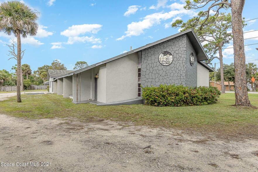 1009 S Fiske Blvd, Rockledge, FL à vendre - Photo du bâtiment - Image 1 de 1