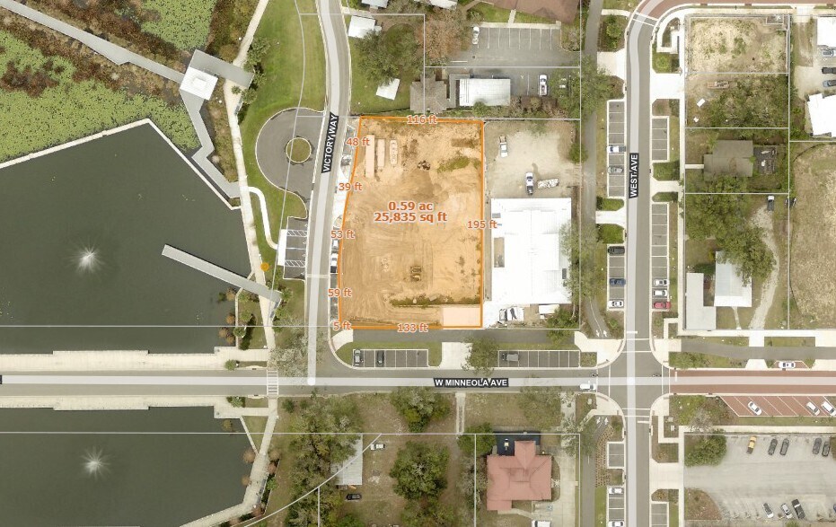 922 W Minneola Ave, Clermont, FL for sale Primary Photo- Image 1 of 5