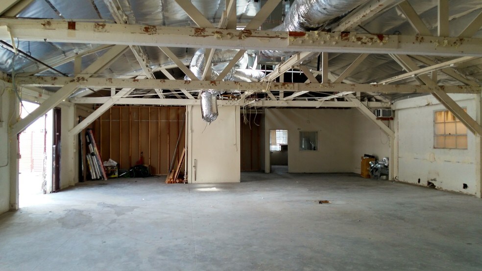 3452 N San Fernando Rd, Los Angeles, CA for sale - Building Photo - Image 3 of 11