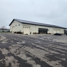 8315 Estates Pky, Plain City, OH for lease Building Photo- Image 1 of 7