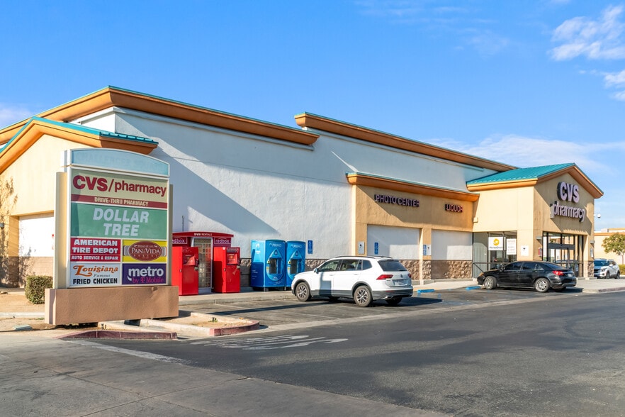 44430 Challenger Way, Lancaster, CA à vendre - Photo du bâtiment - Image 3 de 5