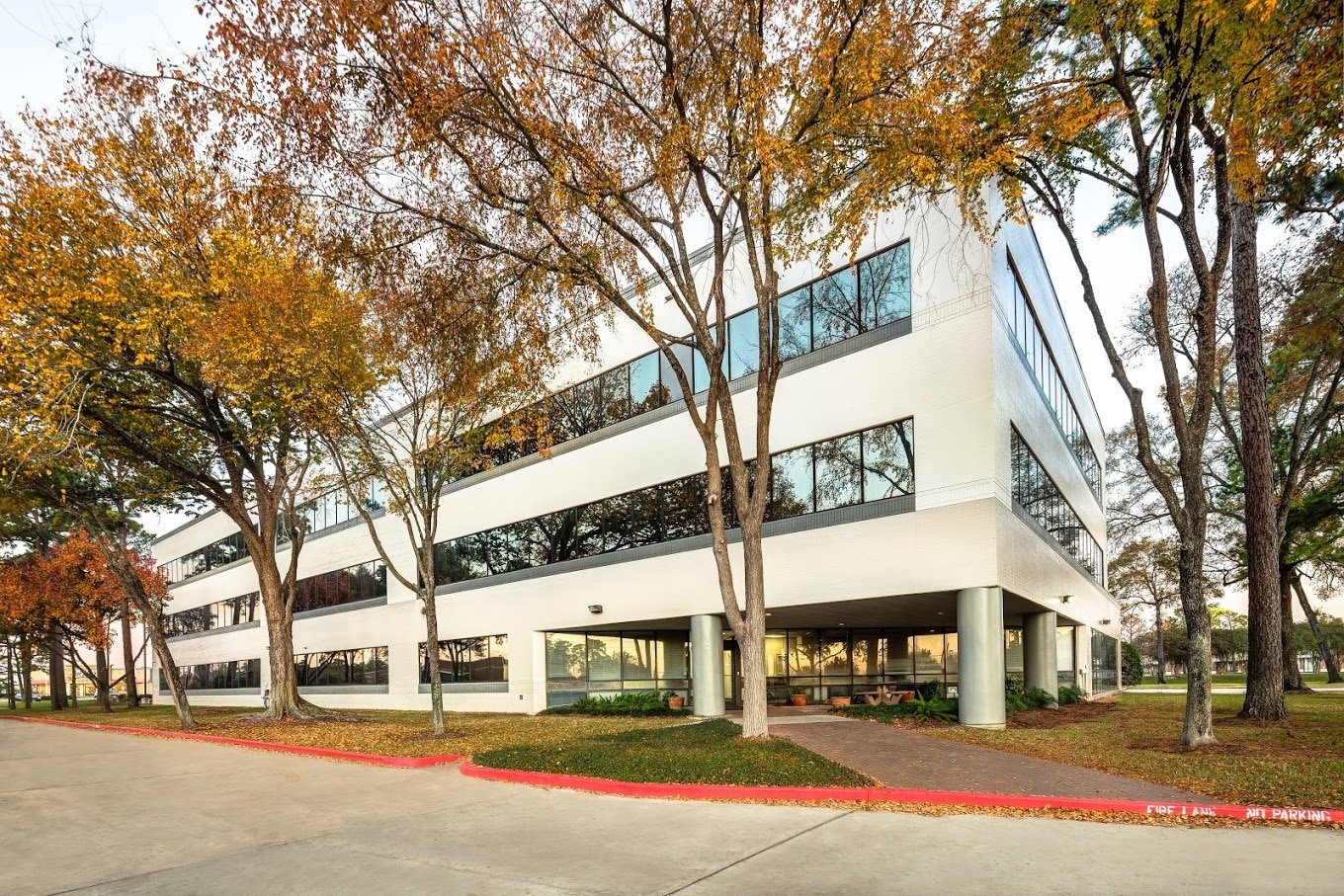 7702 FM 1960 Rd E, Humble, TX for lease Primary Photo- Image 1 of 11
