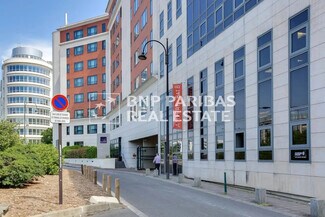 Plus de détails pour 8 Rue Eugène Et Armand Peugeot, Rueil-Malmaison - Bureau à louer