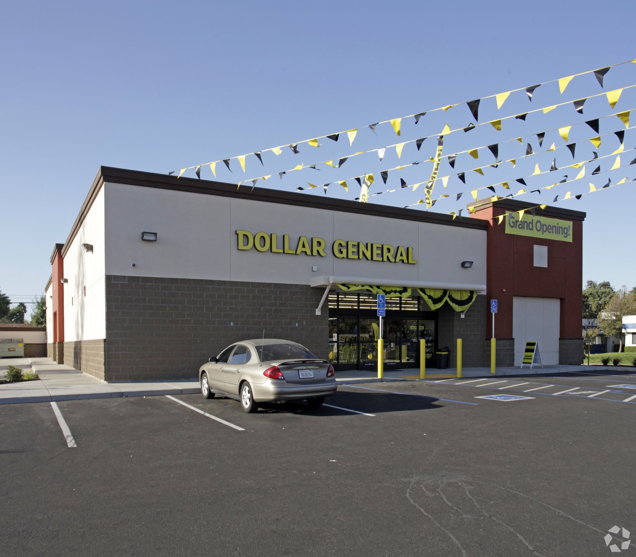 400 Harris Ave, Sacramento, CA for sale Primary Photo- Image 1 of 9