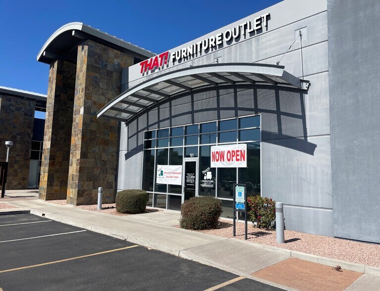 8425 S Emerald Dr, Tempe, AZ à vendre - Photo du bâtiment - Image 2 de 7