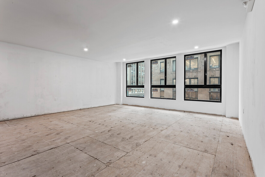 203-205 W 38th St, New York, NY for lease - Interior Photo - Image 3 of 6