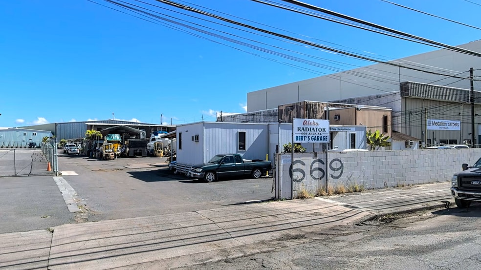 659-669 Ahua St, Honolulu, HI for lease - Building Photo - Image 2 of 6