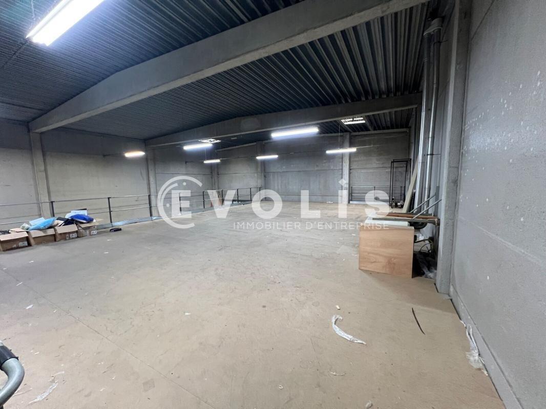 Flex in Bussy-Saint-Georges for lease Interior Photo- Image 1 of 9