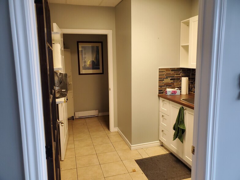610 Av O'connell, Dorval, QC à louer - Photo intérieure - Image 2 de 5