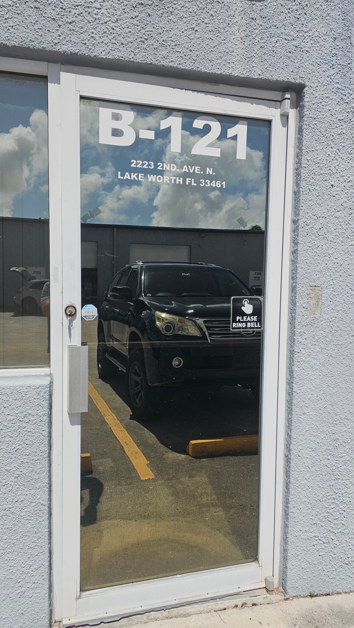 2211 2nd Ave N, Lake Worth, FL for lease Interior Photo- Image 1 of 20