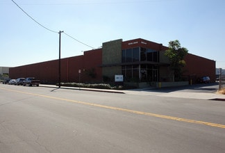 Plus de détails pour 2040 E Maple Ave, El Segundo, CA - Industriel à louer