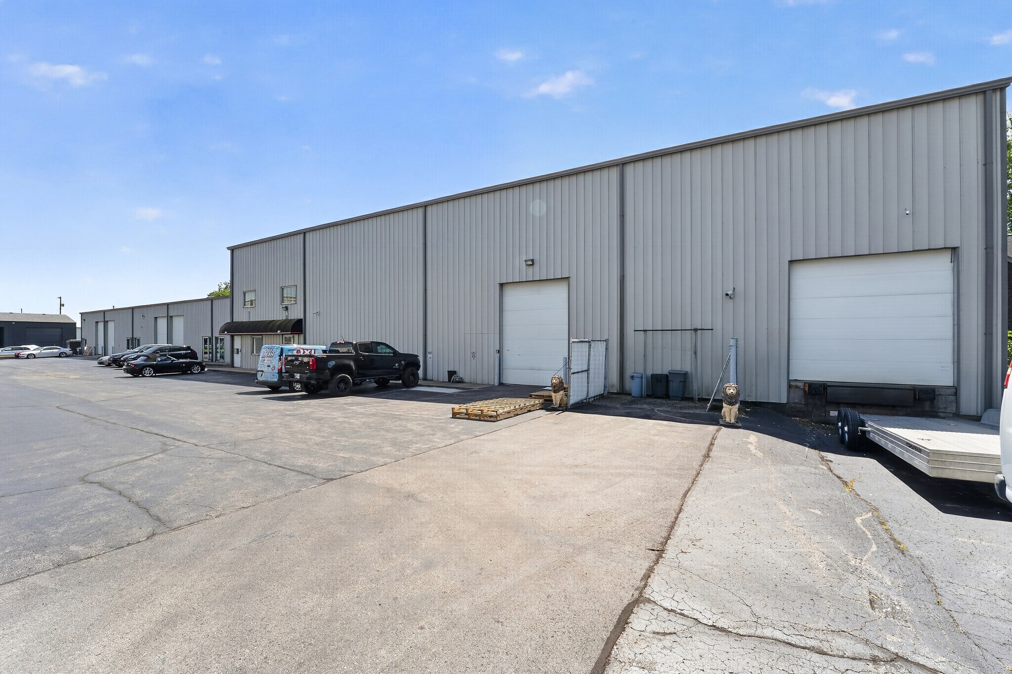 559 Industrial Dr, Carmel, IN à louer Photo principale- Image 1 de 7