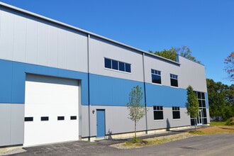 177 N Main St, Middleton, MA for lease Interior Photo- Image 2 of 8