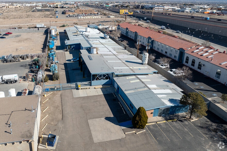 1617 Candelaria Rd NW, Albuquerque, NM for sale - Building Photo - Image 2 of 3