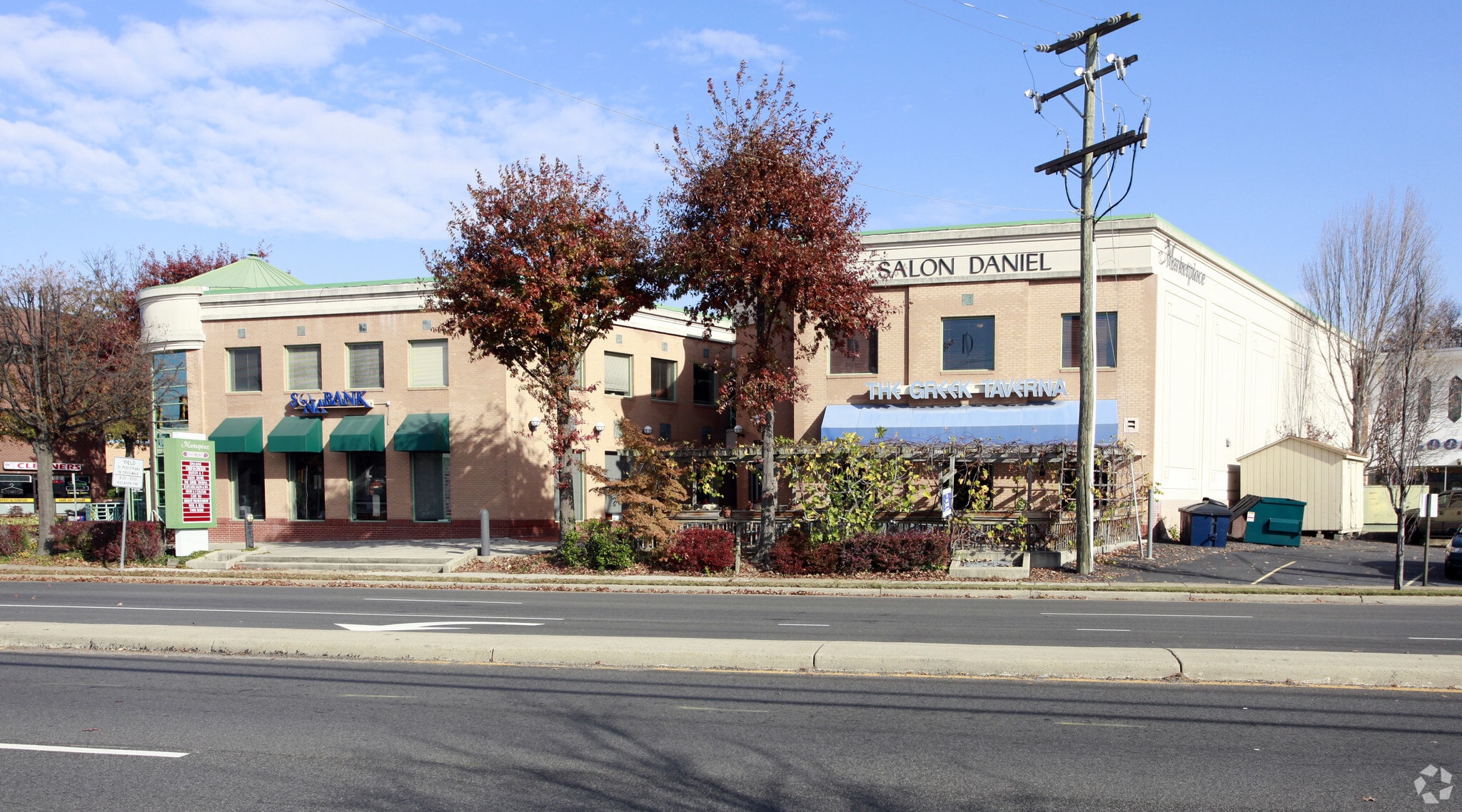 6830 Old Dominion Dr, McLean, VA for lease Building Photo- Image 1 of 8