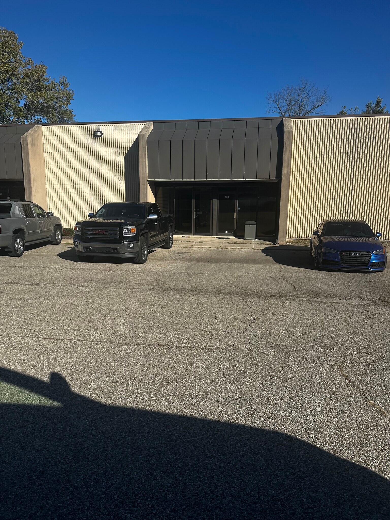 94-96 Westpark Rd, Centerville, OH for lease Building Photo- Image 1 of 13