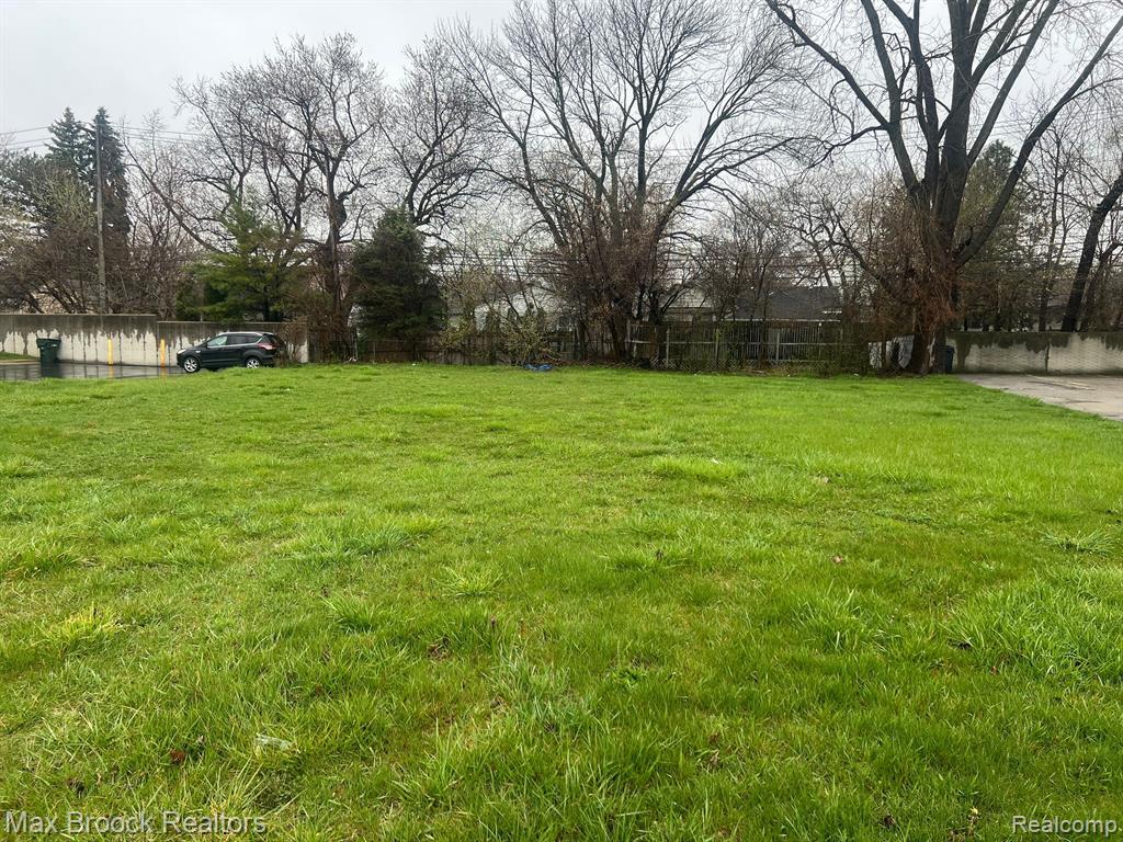 149 E Maple Rd, Troy, MI à vendre Photo principale- Image 1 de 1