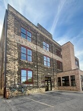 301 S Blount St, Madison, WI for lease Interior Photo- Image 1 of 3