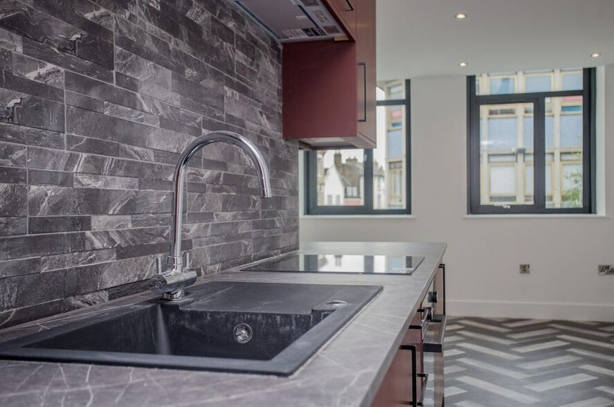 King St, Peterborough for sale - Interior Photo - Image 3 of 24