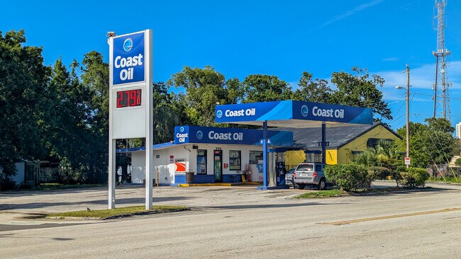 Plus de détails pour 580 Mason Ave, Daytona Beach, FL - Commerce de détail à vendre