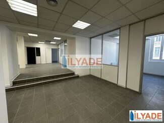 Plus de détails pour 132 Rue De Rome, Marseille - Bureau à louer
