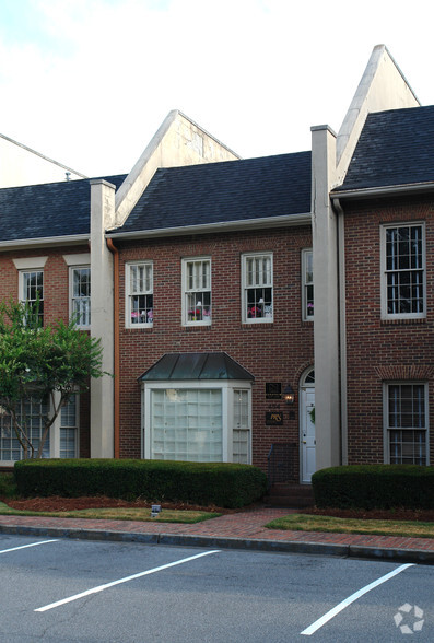 454 E Paces Ferry Rd NE, Atlanta, GA for lease - Building Photo - Image 1 of 11