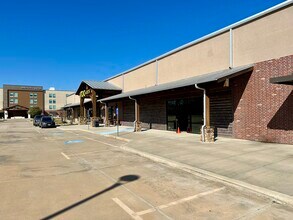 75 Miranda Lambert Way, Lindale, TX for lease Building Photo- Image 2 of 5