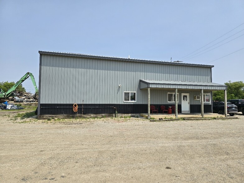 808 W Walnut St, Fairbury, IL for sale - Building Photo - Image 2 of 44