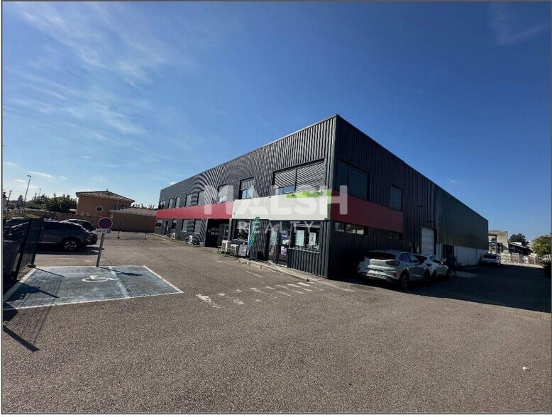 Flex in Vaulx-en-Velin for lease - Building Photo - Image 2 of 3