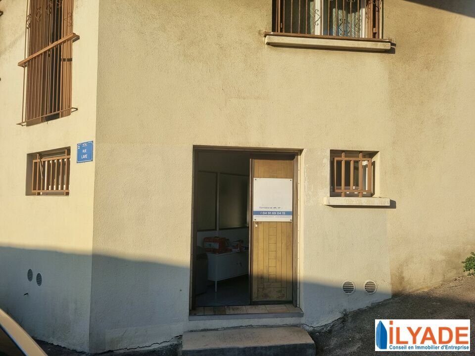 Bureau dans Marseille à vendre Photo du bâtiment- Image 1 de 11
