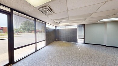 2109 N Yellowood Ave, Broken Arrow, OK à louer Photo intérieure- Image 2 de 25