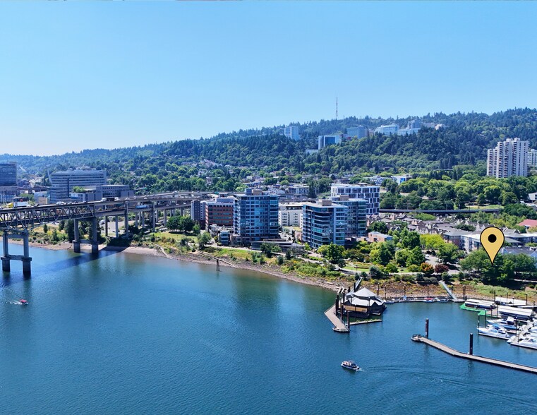 309 S Montgomery St, Portland, OR à vendre - Photo du bâtiment - Image 2 de 28