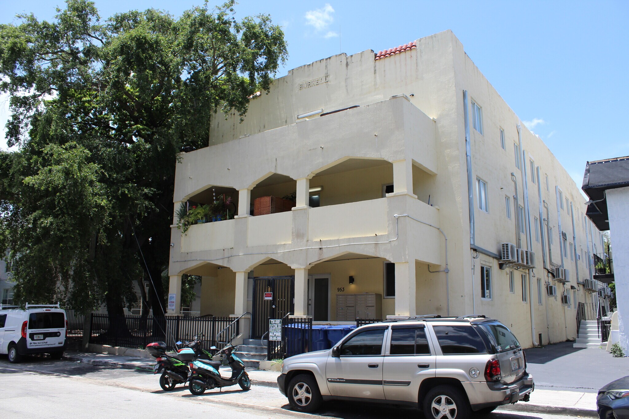 953 SW 4th St, Miami, FL for sale Building Photo- Image 1 of 9