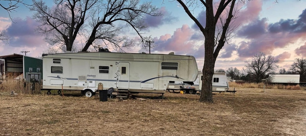 3171 W North Ave, Ponca City, OK à vendre - Photo du bâtiment - Image 3 de 6