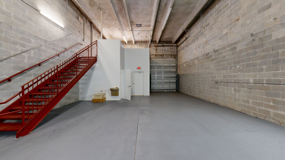 13420-13432 NW 38th Ct, Opa Locka, FL à louer - Numérisation 3D de Matterport - Image 2 de 22