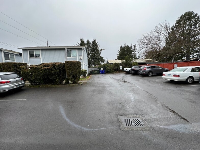 2433 SE 139th Ave, Portland, OR for sale - Building Photo - Image 3 of 23