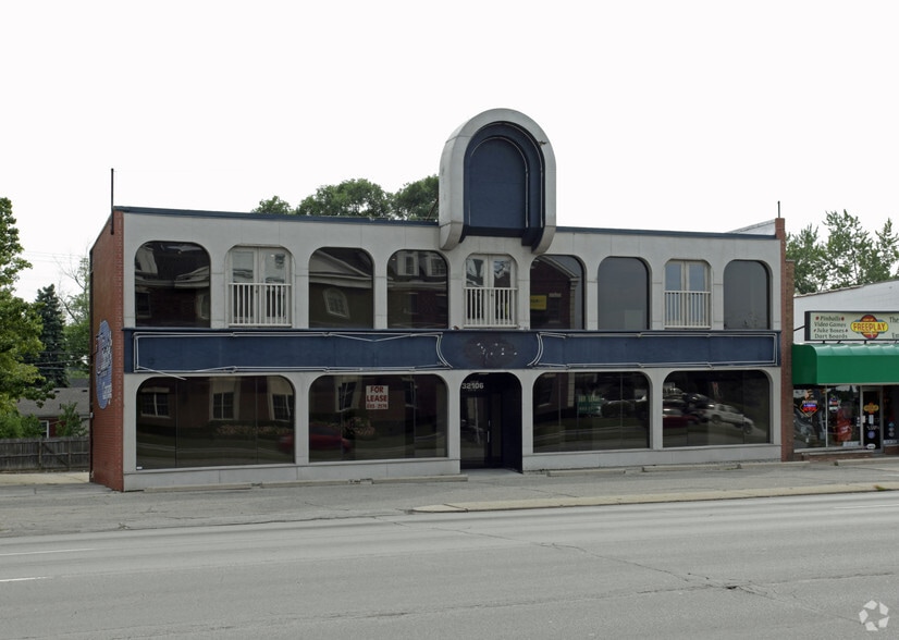 32106 Woodward Ave, Royal Oak, MI for sale - Primary Photo - Image 1 of 2