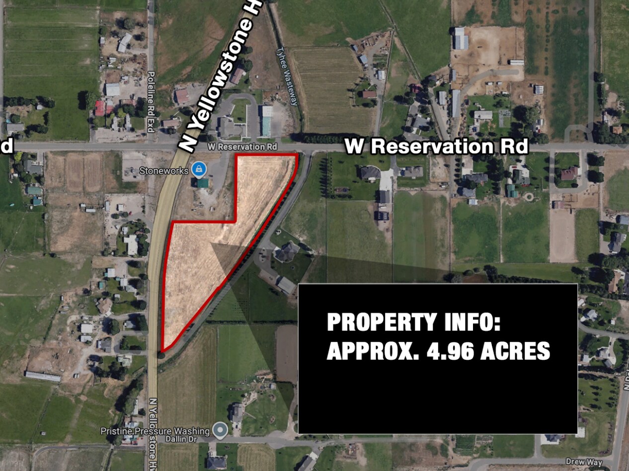 13899 N Yellowstone Hwy, Pocatello, ID à vendre Photo du bâtiment- Image 1 de 2