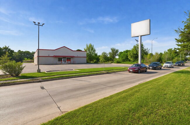 More details for 9201 N Wayside Dr, Houston, TX - Retail for Sale