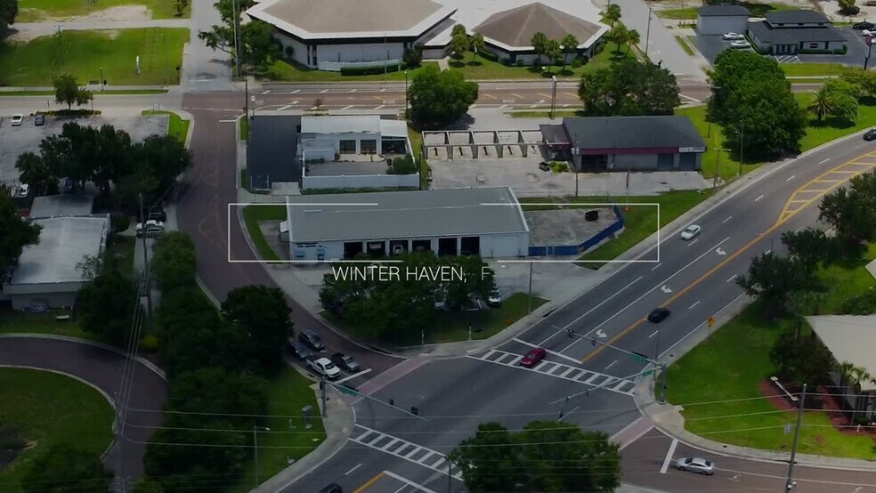 304 Avenue E Sw, Winter Haven, FL à vendre - Vidéo sur l’inscription commerciale - Image 2 de 13