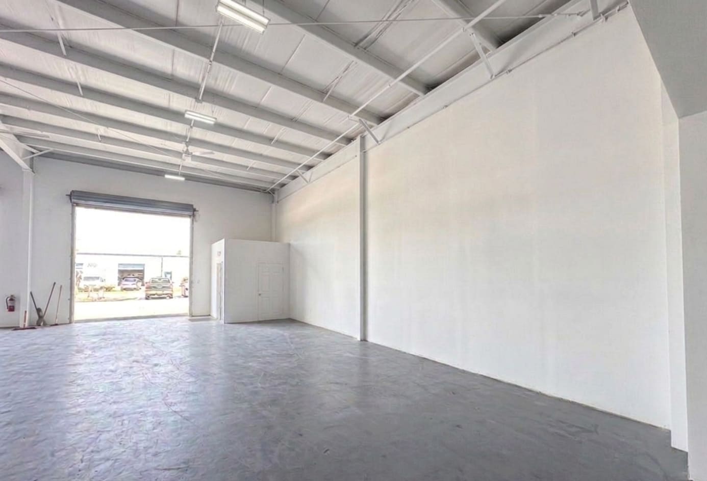 1445 Hamlin Ave, Saint Cloud, FL for lease Interior Photo- Image 1 of 5