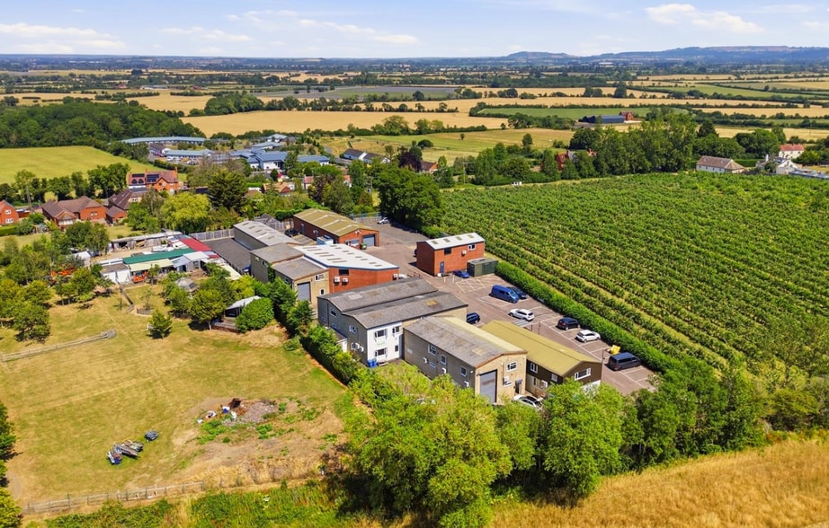Pitchers Hl, Wickhamford for lease - Aerial - Image 2 of 2