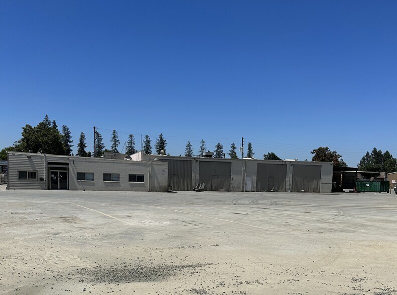 705 Tully Rd, San Jose, CA à louer - Photo du bâtiment - Image 2 de 5