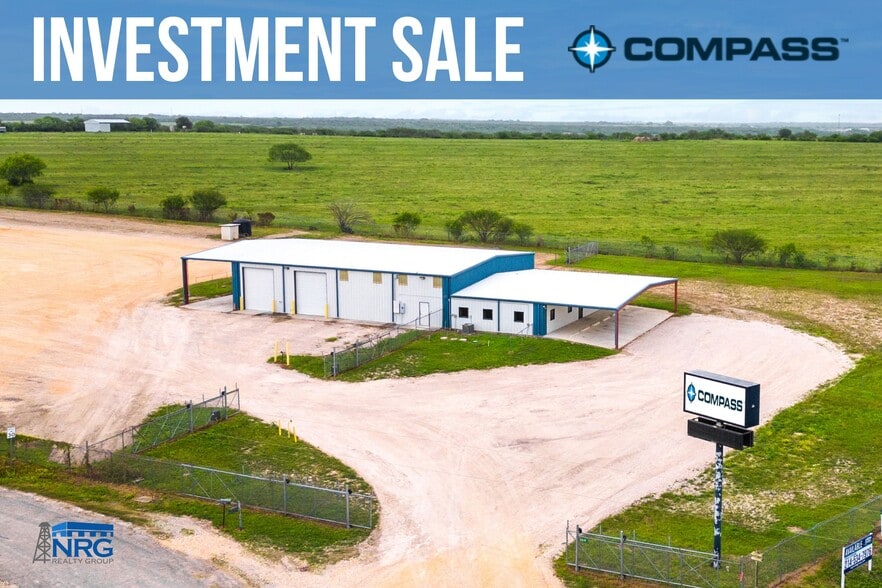 6519 County Road 145, Kenedy, TX for sale - Primary Photo - Image 2 of 5