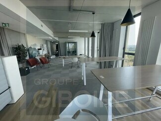 Plus de détails pour 3 Rue Jean Zay, Angers - Bureau à vendre