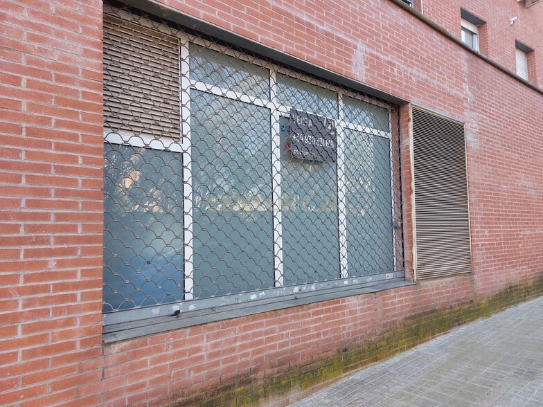 Immeuble residentiel dans Sabadell, Barcelona à vendre - Photo du bâtiment - Image 3 de 5
