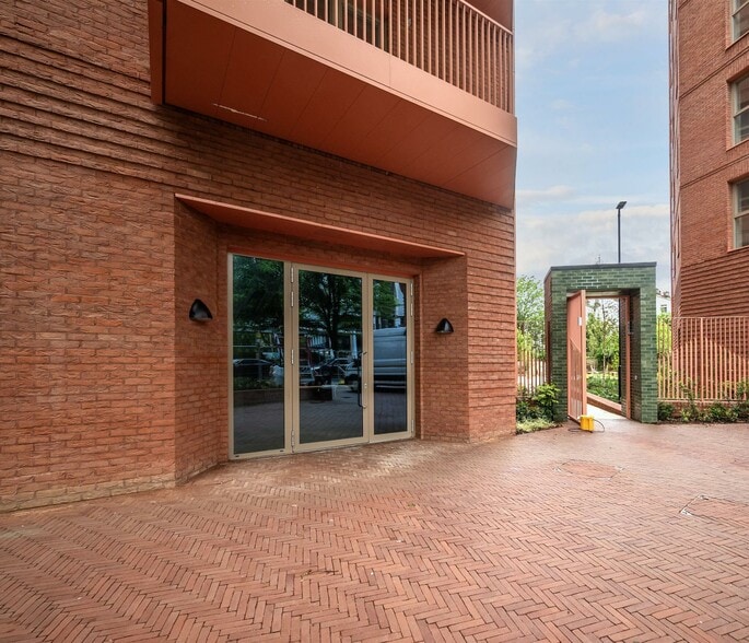 121 Abbey Rd, London for lease - Building Photo - Image 2 of 6